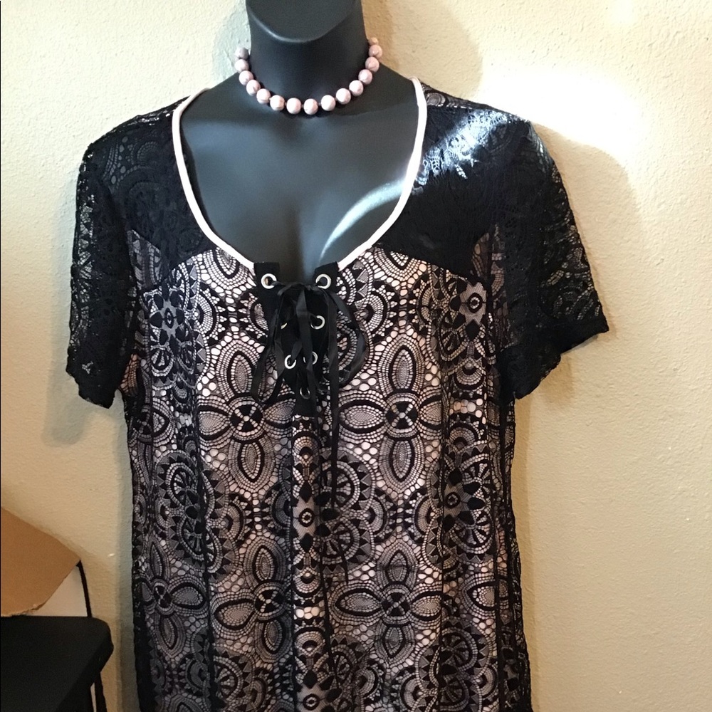 Rose gal black lace & pink top glass necklace